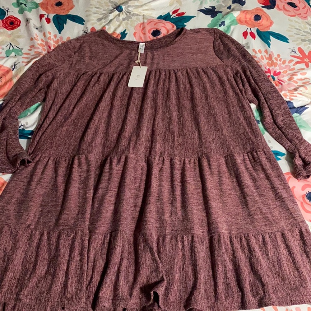 Purplish red top